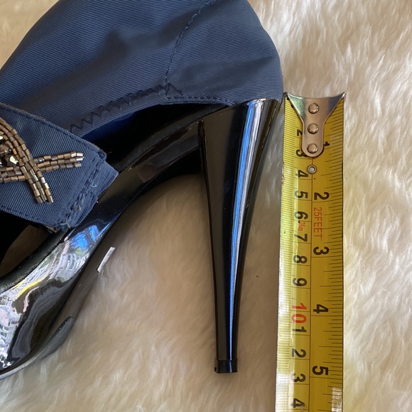 Vintage SOCK ANKLE Booties Stilettos Platform with Beaded Embellishment Size 7 - Picture 9 of 17